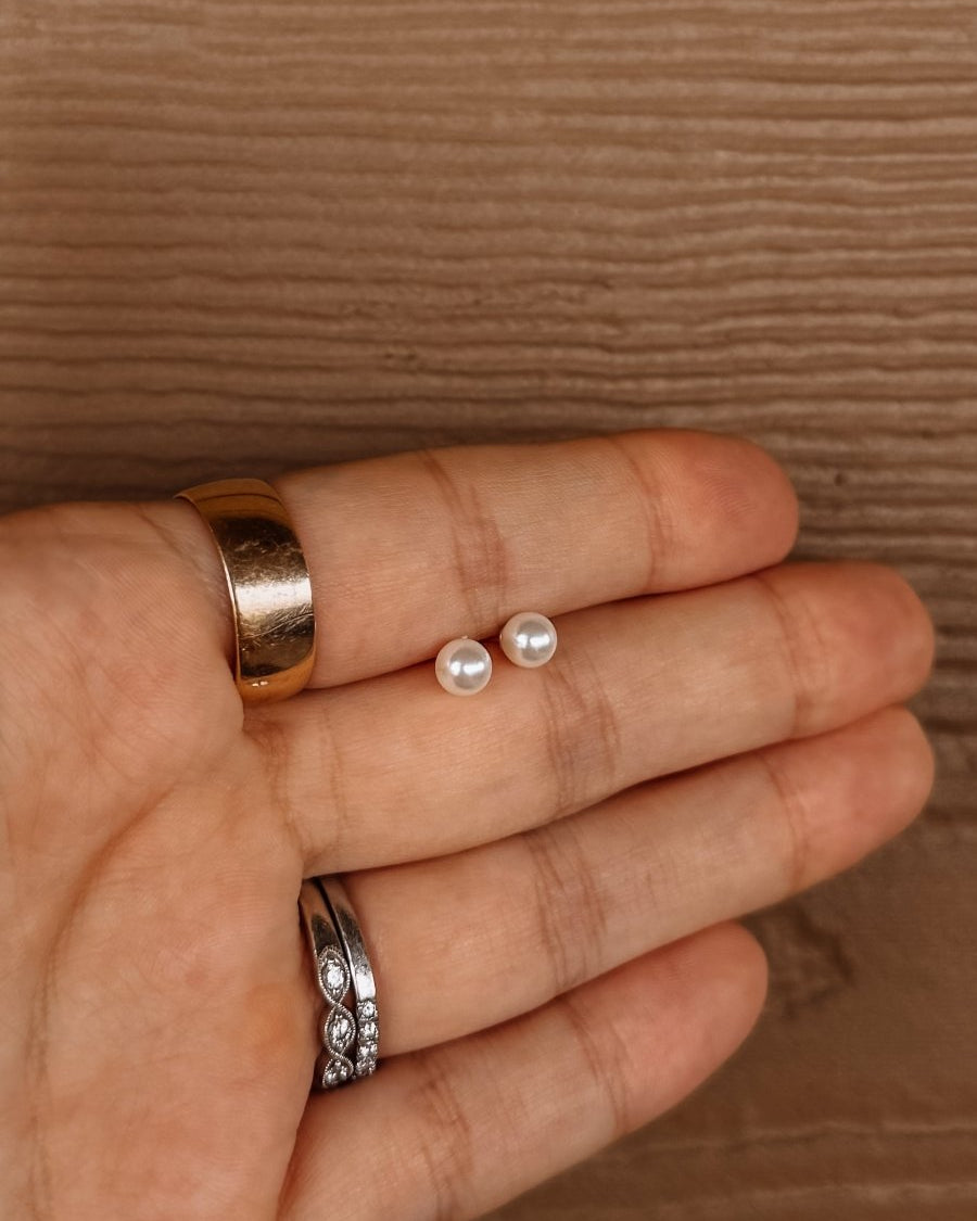 5mm Crystal Pearl Stud Earrings - Horseshoe J & Co.