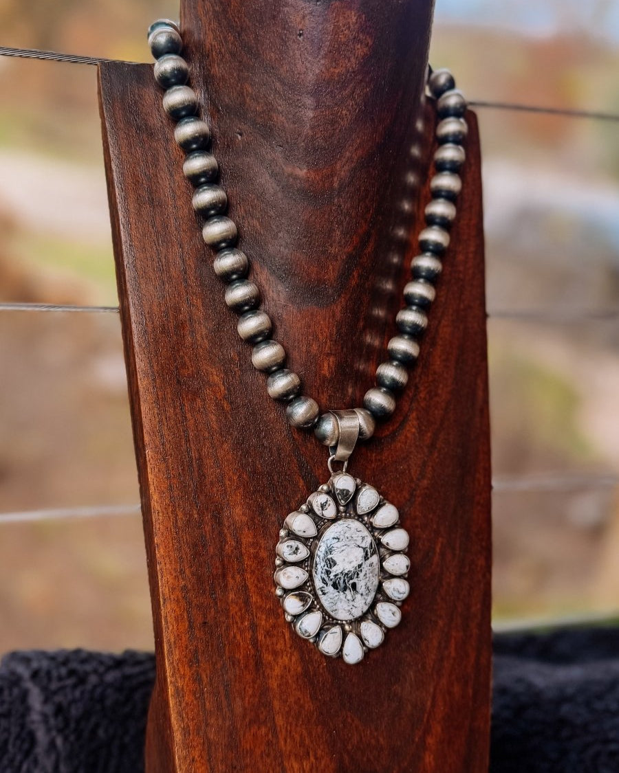 Amado White Buffalo Cluster Necklace Pendant - Horseshoe J & Co.