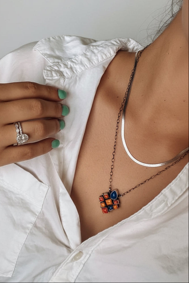 Bond Blue Lapis and Spiny Oyster Necklace - Wooten's