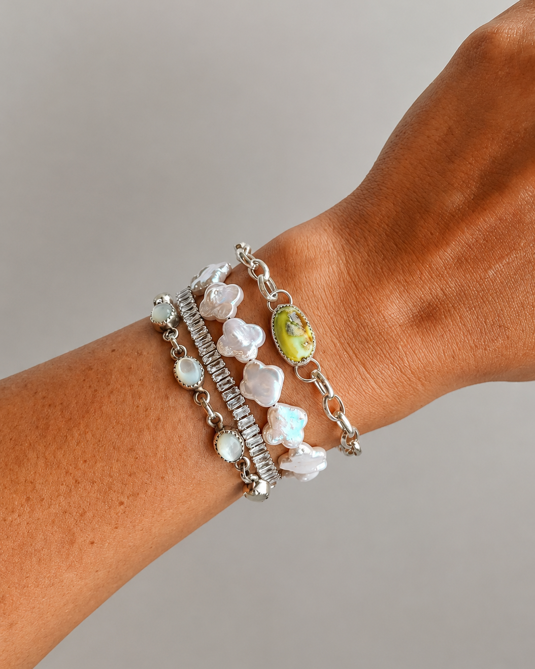 Clover Freshwater Pearl Bracelet - Wooten's
