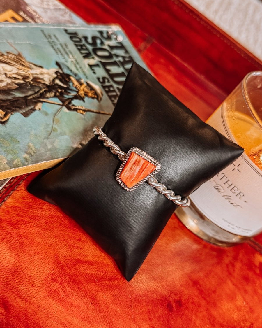 Dusty Spur Spiny Oyster Bracelet - Horseshoe J & Co.