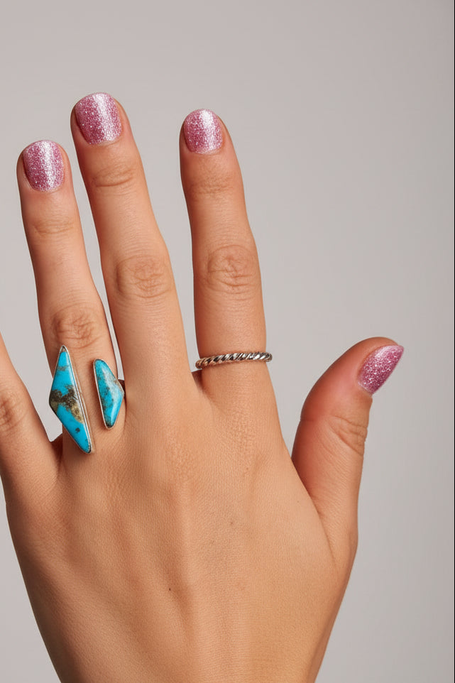 Fallon Twist Ring - Wooten's