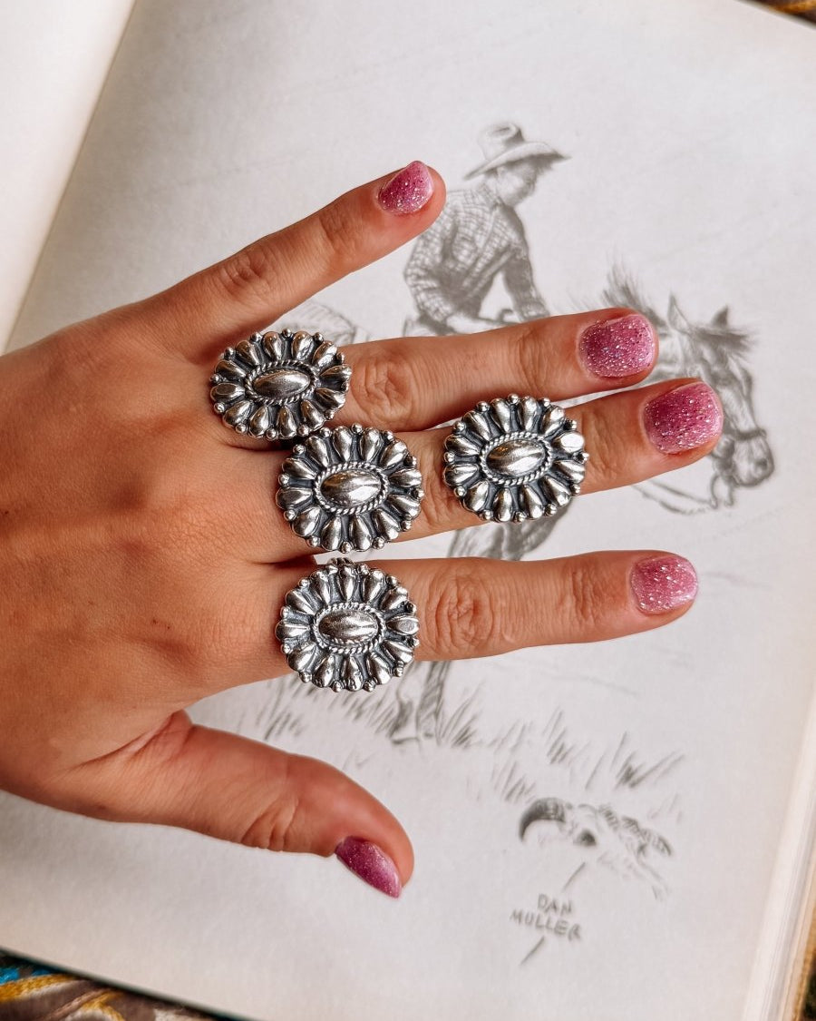 Froid Silver Ring - Horseshoe J & Co.