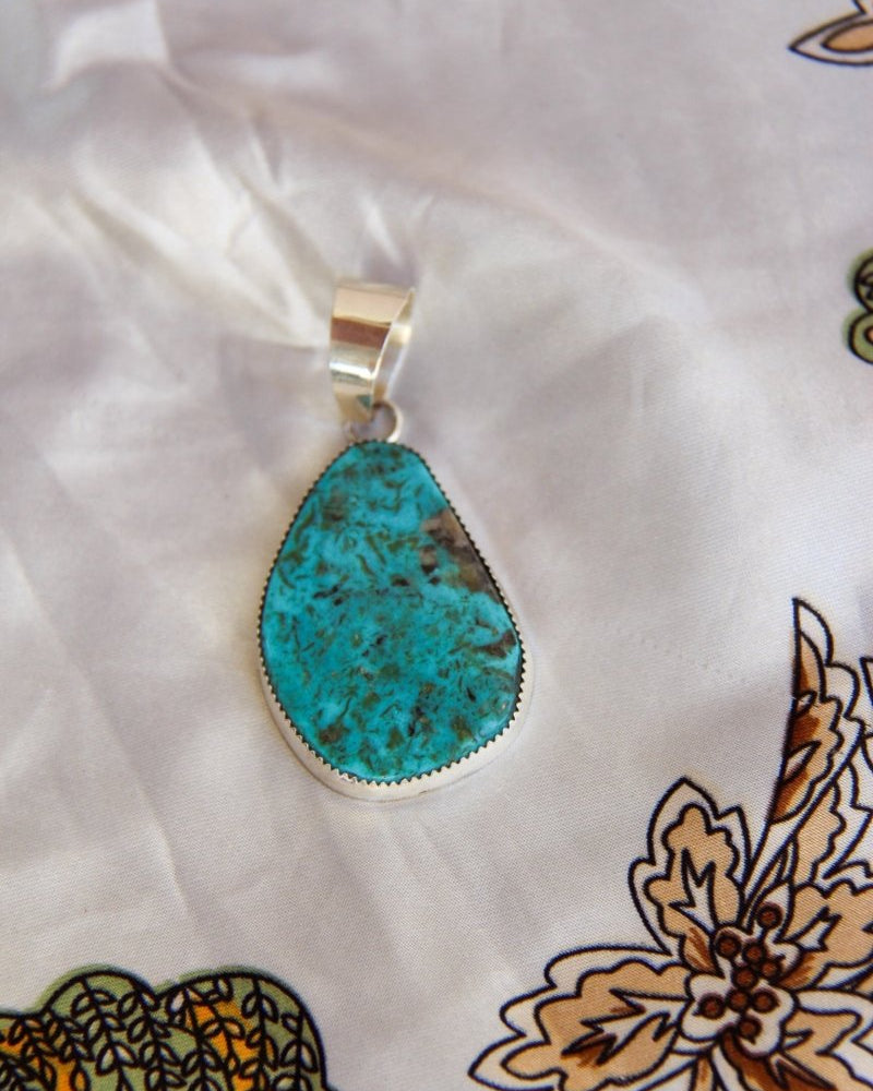 Goliad Turquoise Necklace Pendant - Horseshoe J & Co.