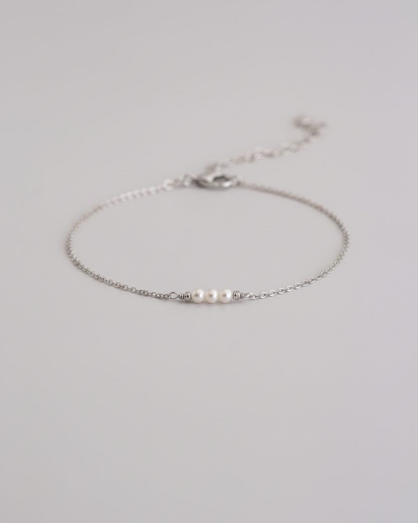 Helena 3 Pearl Bracelet - Wooten's