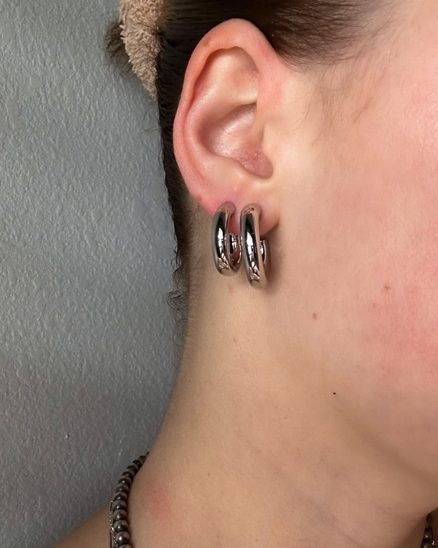 Libby 24mm Chunky Tube Hoops - Horseshoe J & Co.