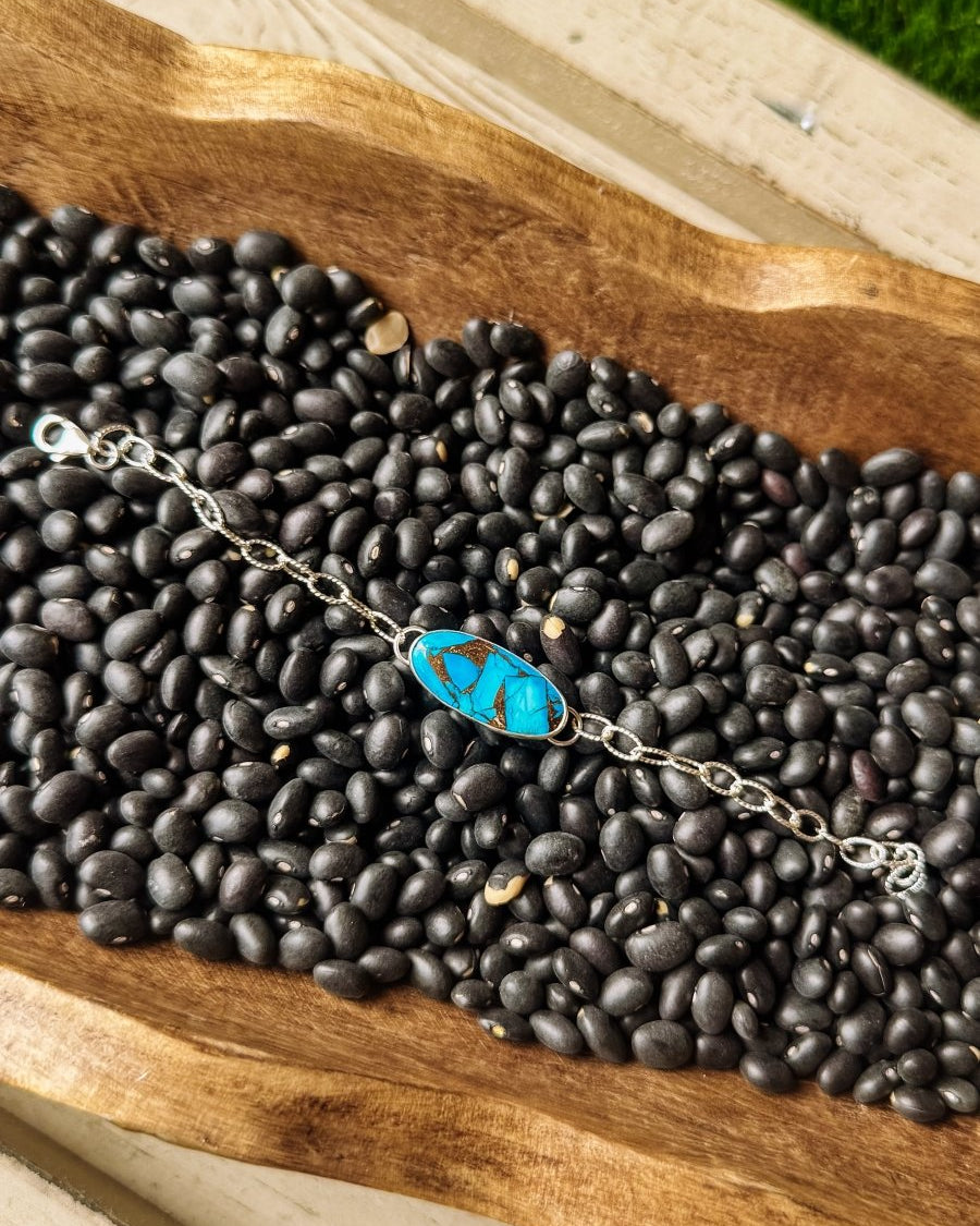 Pottsboro Ice Blue Dahlia Bracelet - Horseshoe J & Co.