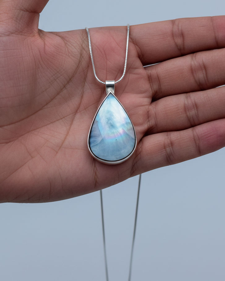 Raiford Black Mother of Pearl Necklace - Wooten's