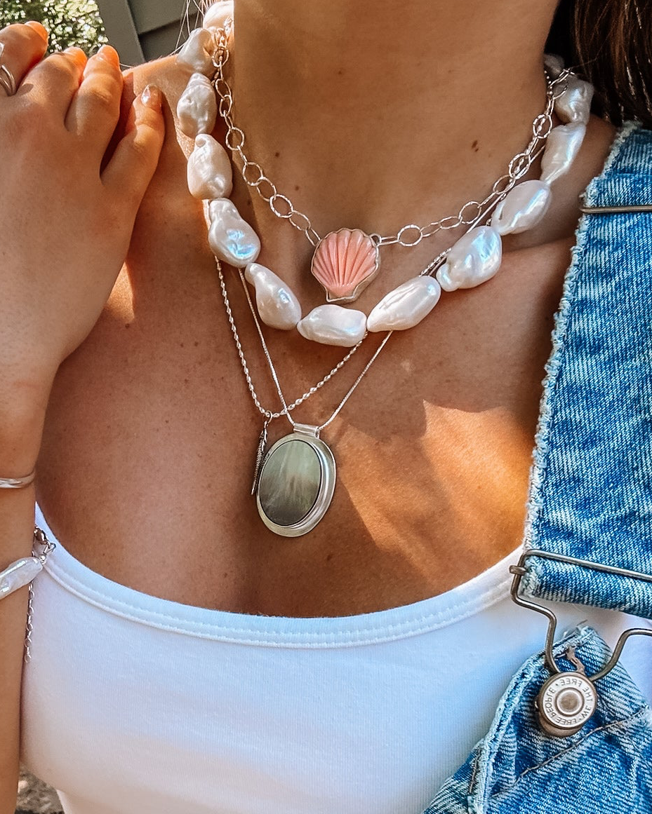 Raiford Black Mother of Pearl Necklace - Wooten's