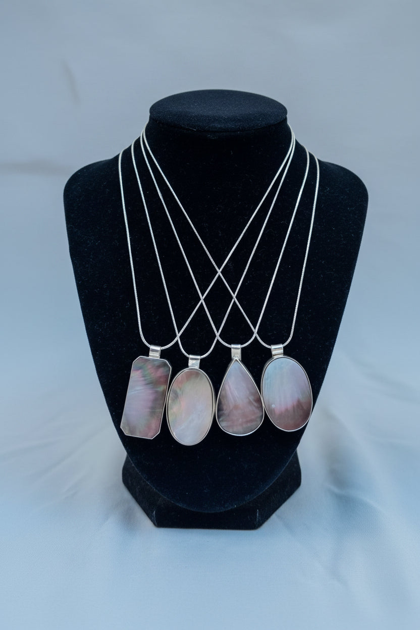 Raiford Black Mother of Pearl Necklace - Wooten's