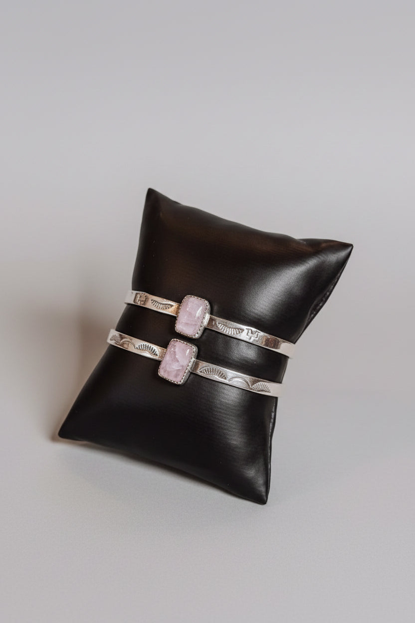 Saddleback Kunzite Bracelet - Horseshoe J & Co.