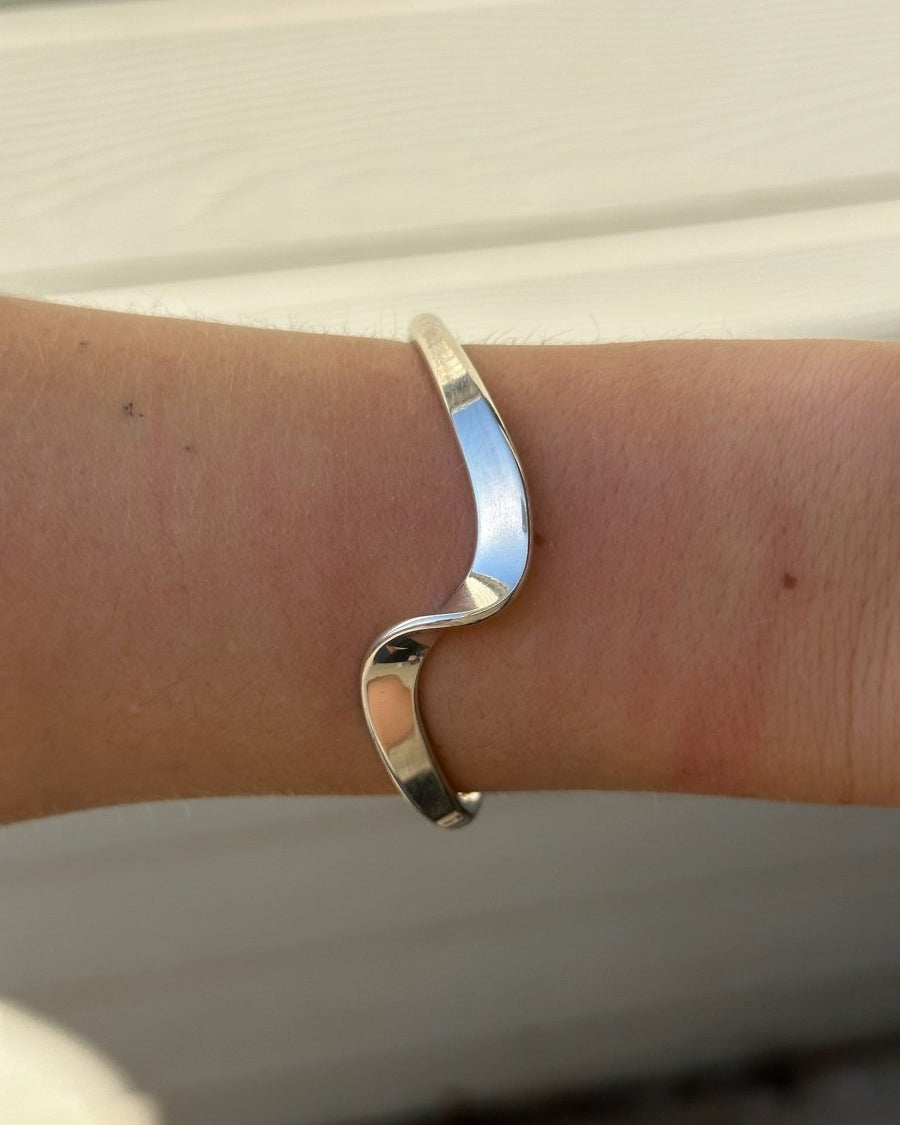 Tiptonville Silver Wave Cuff - Horseshoe J & Co.
