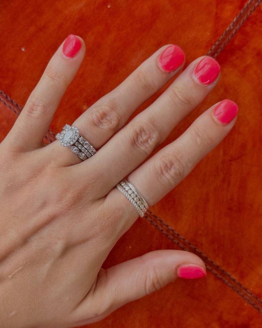 Wyarno Silver Twist Ring Band - Horseshoe J & Co.