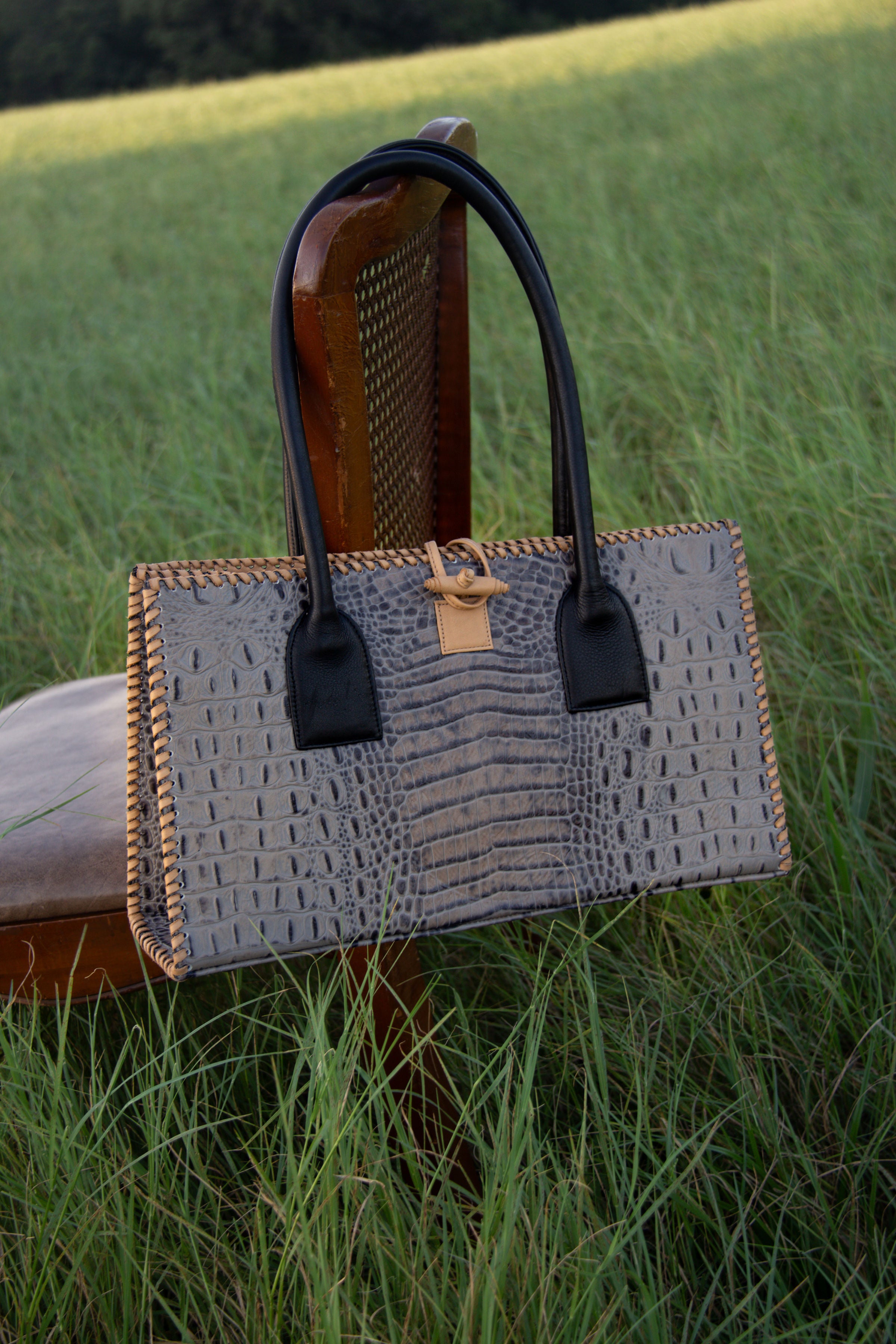 Dunmore No. 02 Tote - handbag - Wooten's