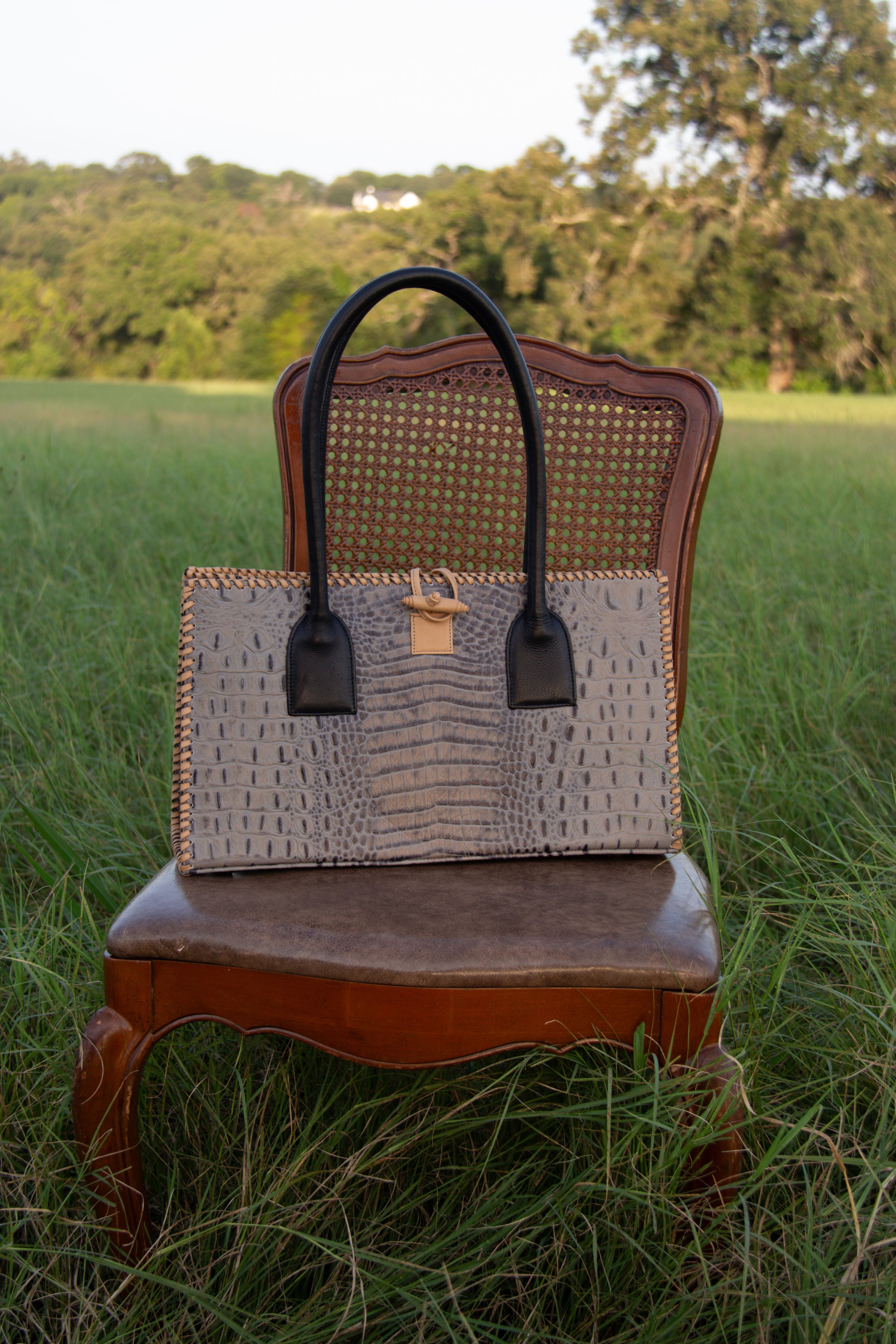 Dunmore No. 02 Tote - handbag - Wooten's