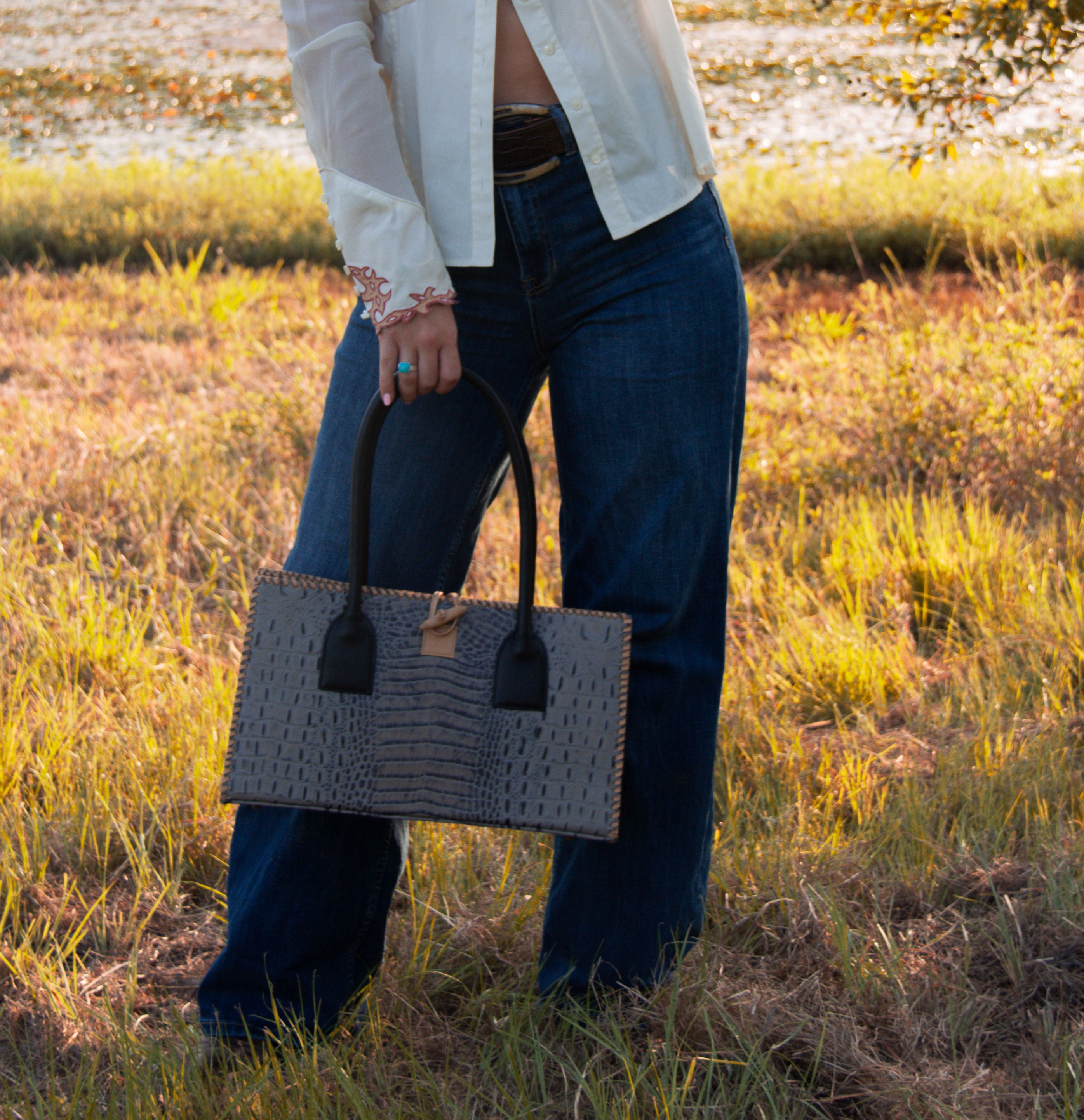 Dunmore No. 02 Tote - handbag - Wooten's
