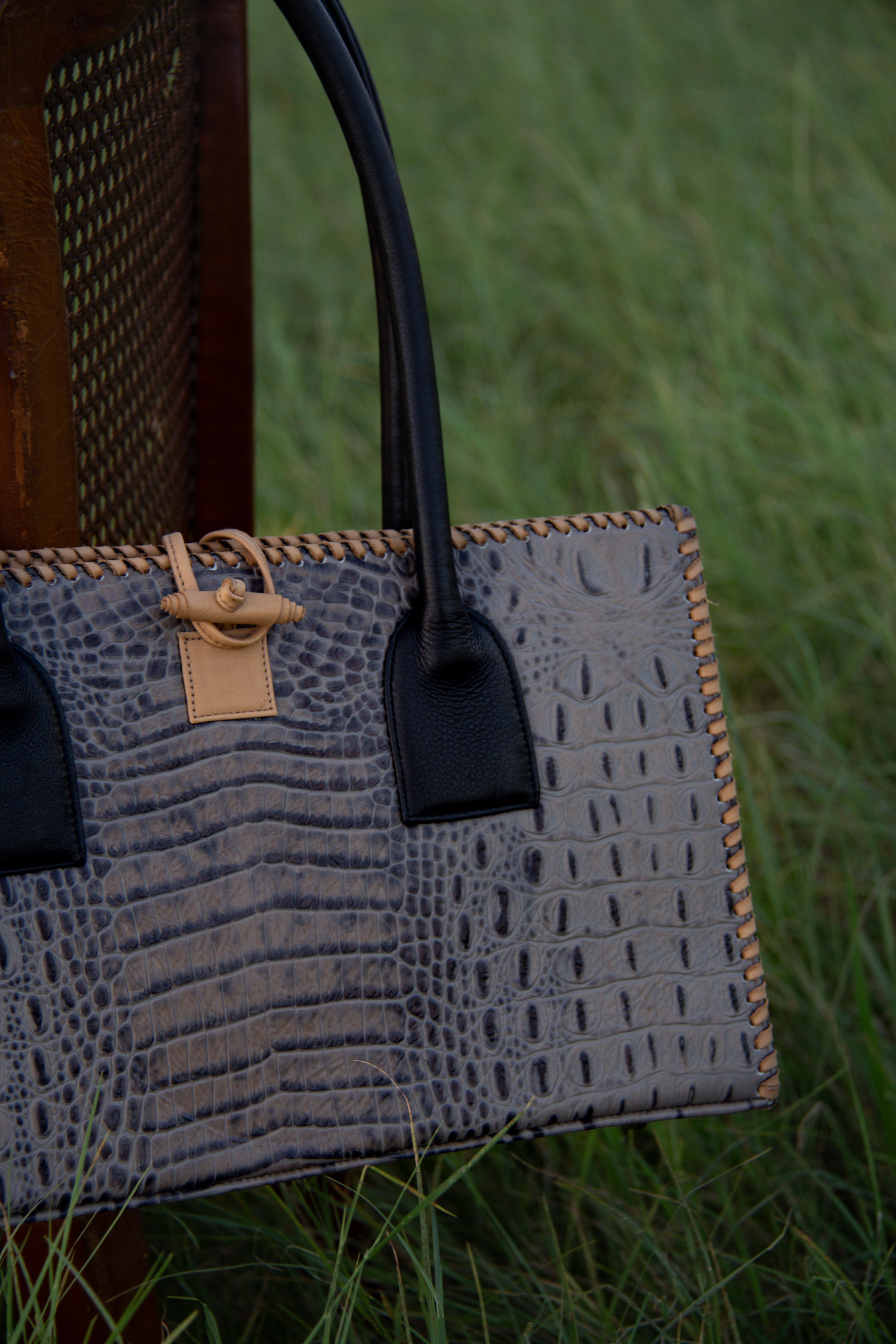 Dunmore No. 02 Tote - handbag - Wooten's