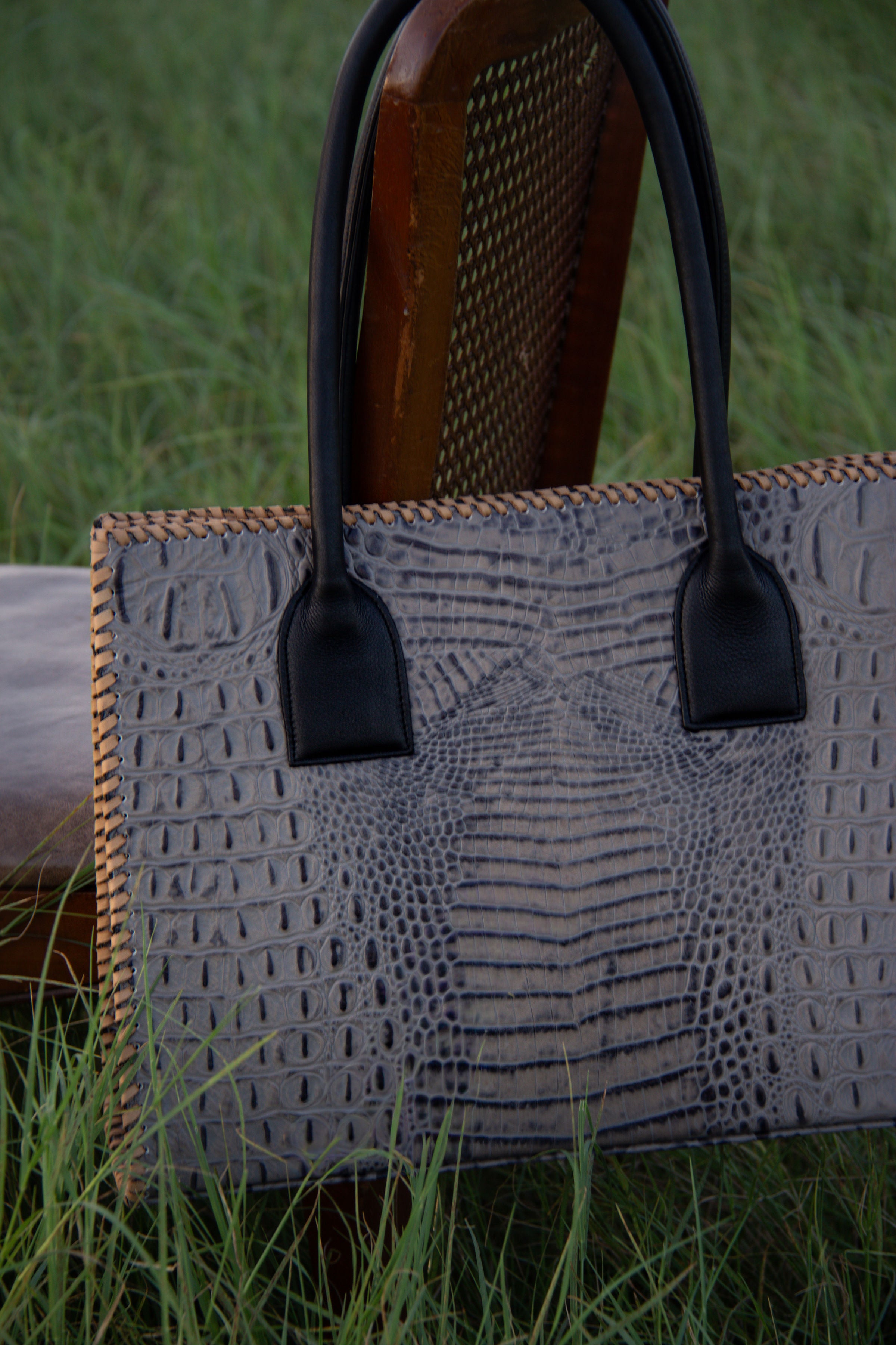 Dunmore No. 01 Grand Tote - handbag - Wooten's