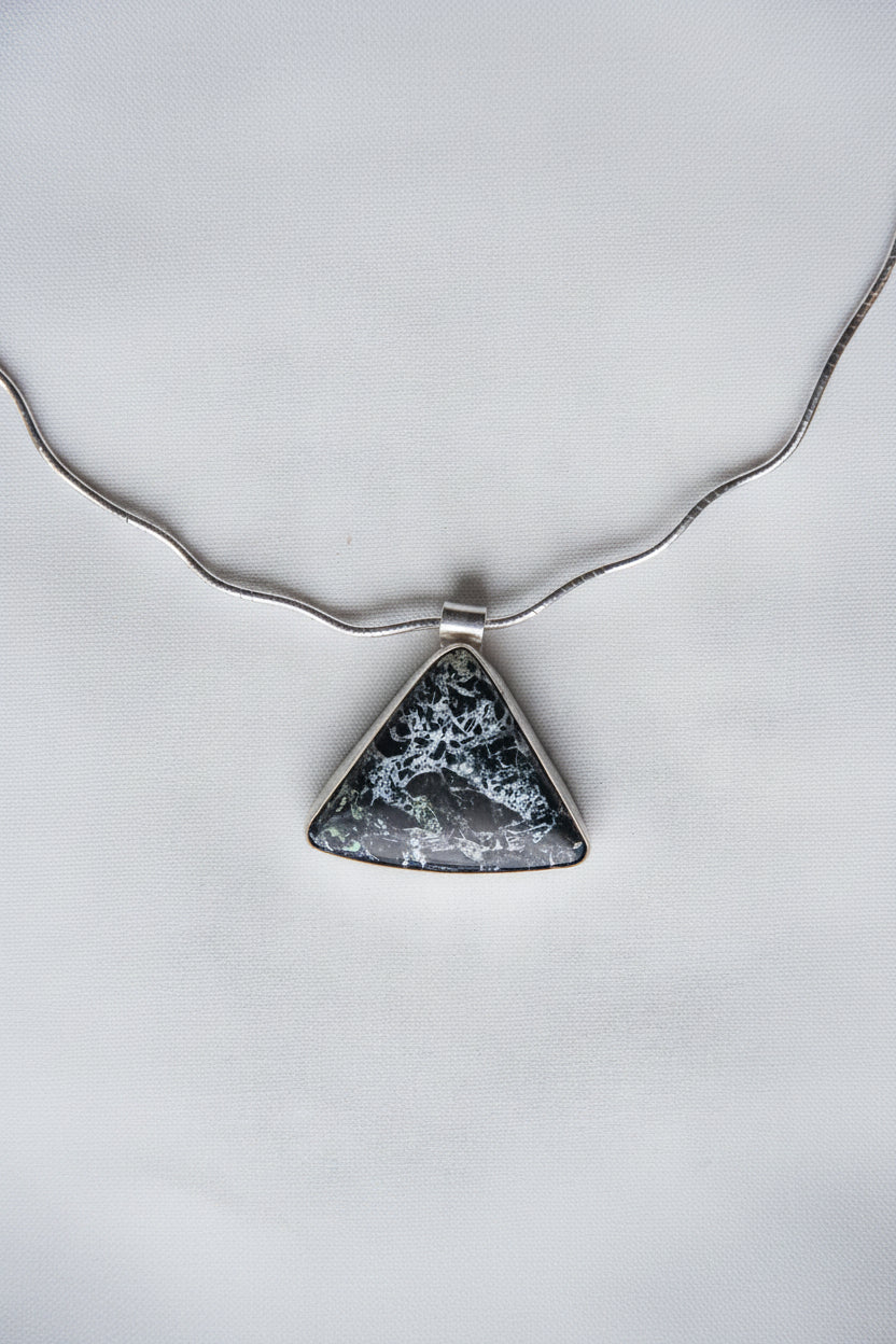 Apopka White Buffalo Necklace - Wooten's