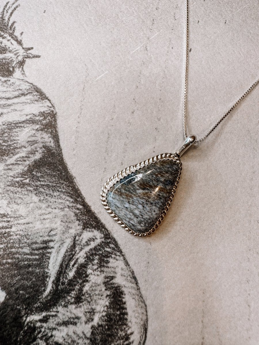 Belton White Buffalo Necklace - Horseshoe J & Co.