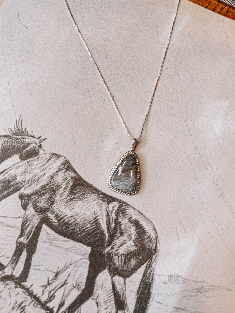 Belton White Buffalo Necklace - Horseshoe J & Co.