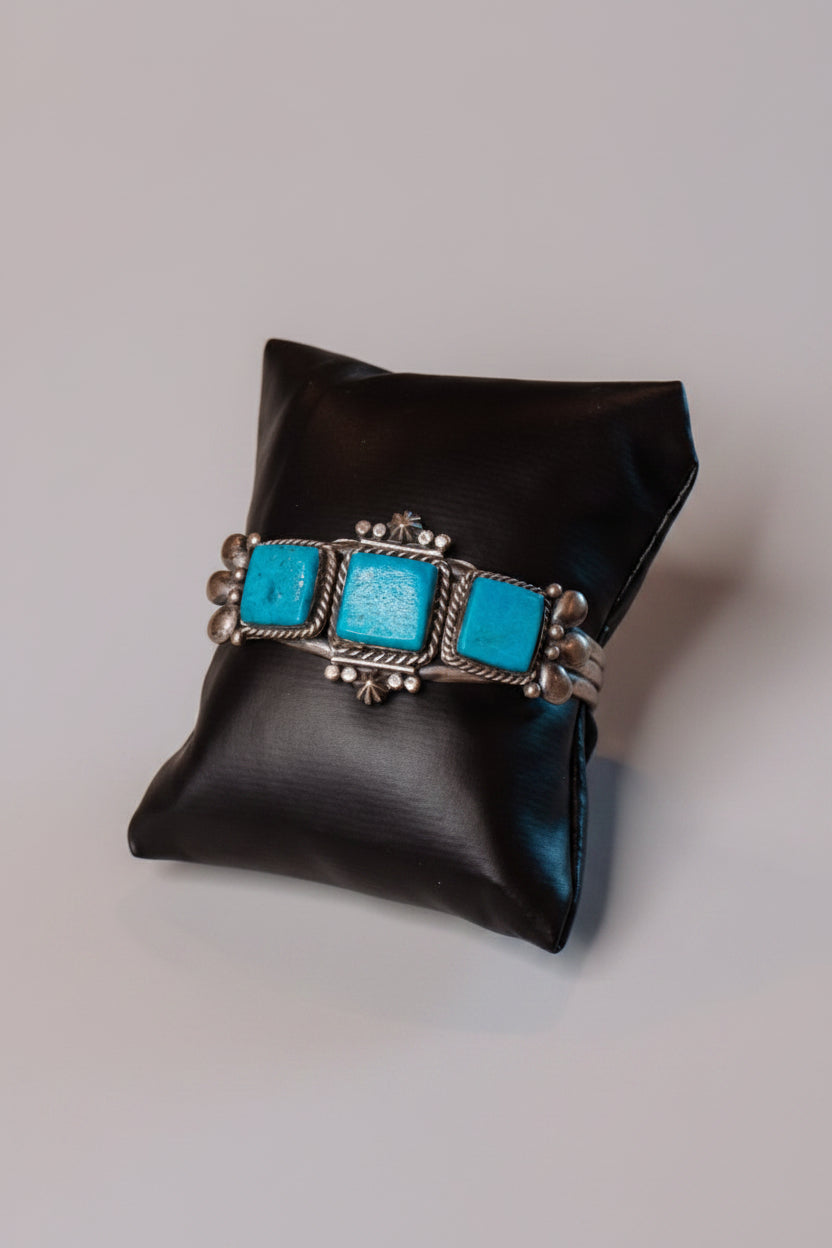 Cayote Turquoise Cuff Bracelet - Horseshoe J & Co.