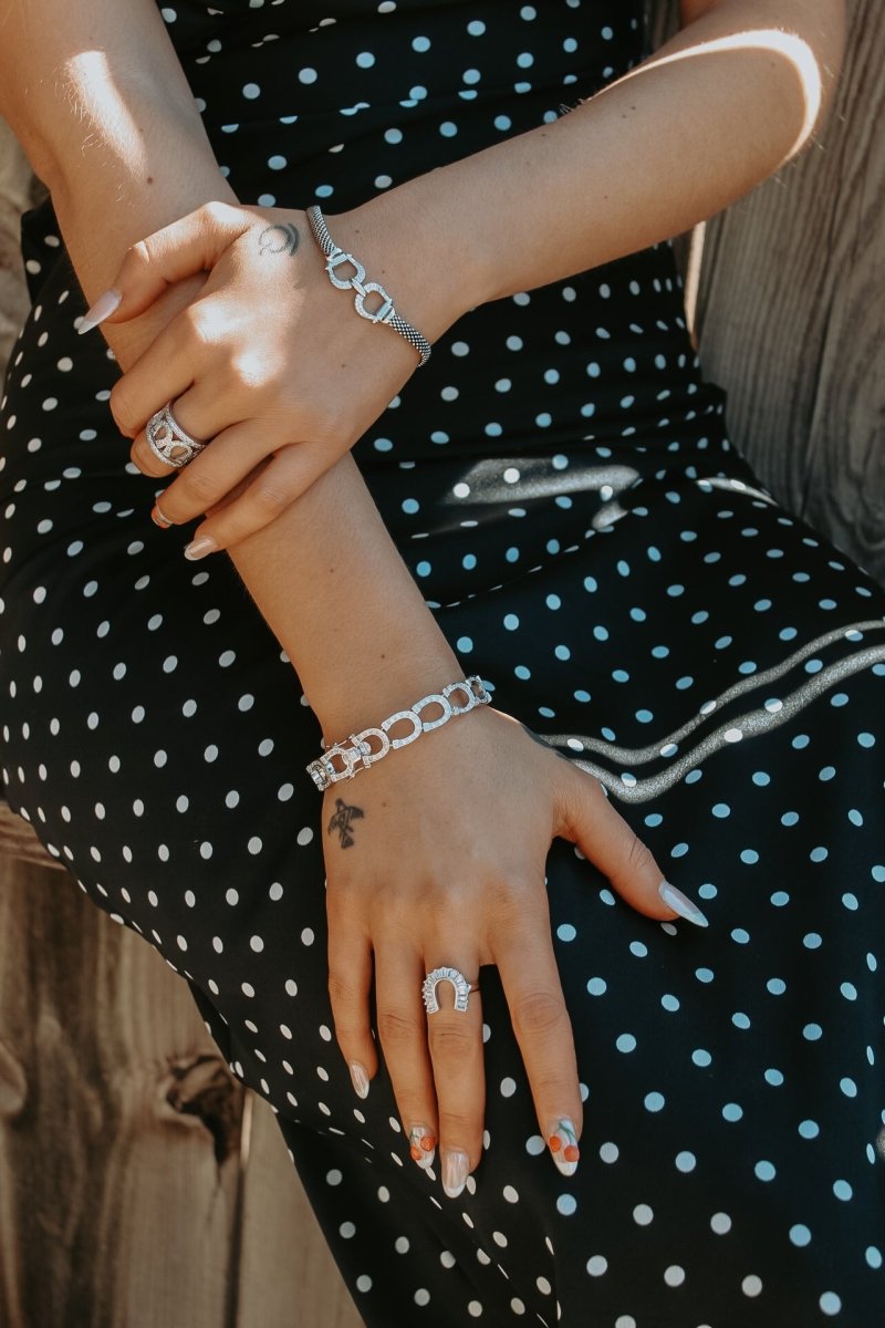 Cowgirl Luxe Baguette Horseshoe Ring - Wooten's