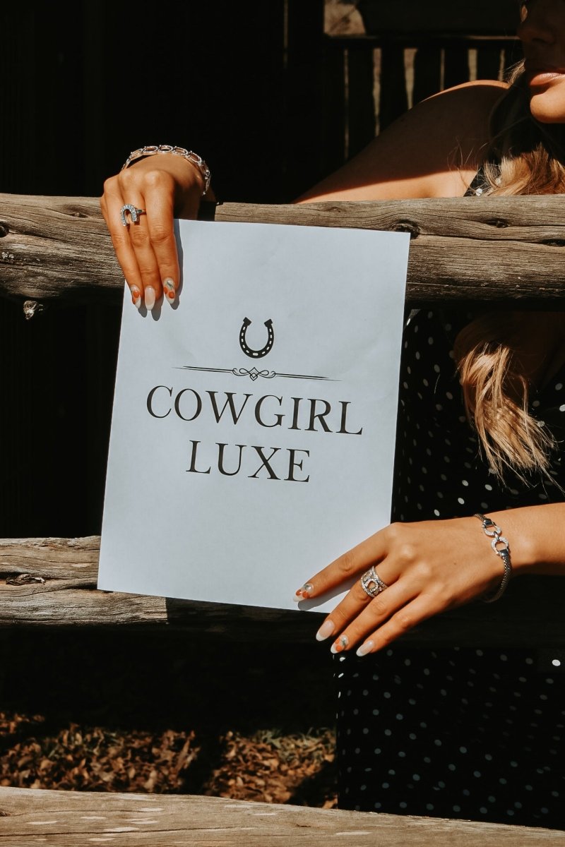 Cowgirl Luxe Baguette Horseshoe Ring - Wooten's
