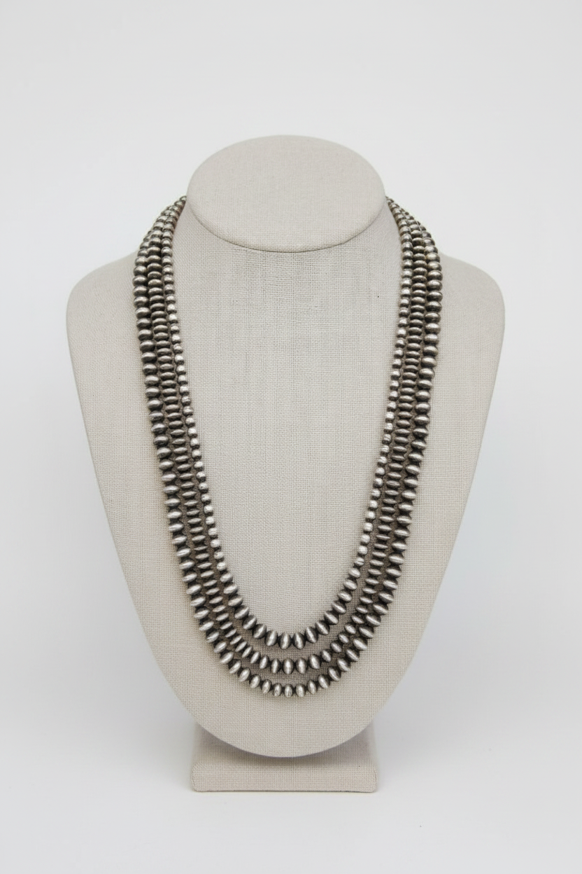 Kayenta 3 Strand Pearl Necklace - Wooten's