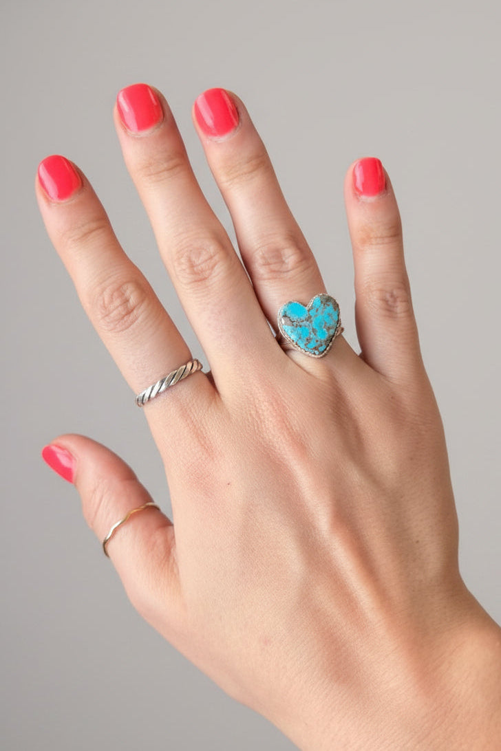 Leiter Flat Twist Ring - Wooten's