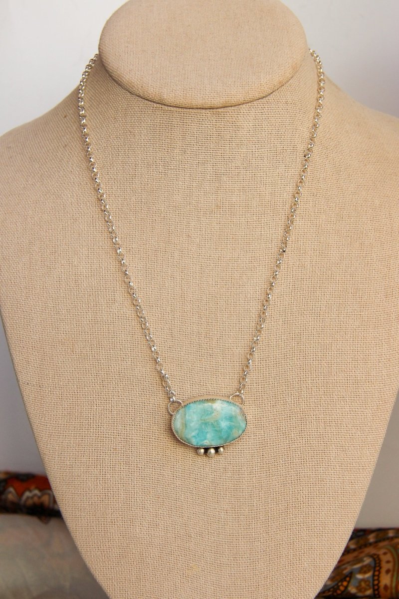 McLeod Caribbean Calcite Necklace - Horseshoe J & Co.