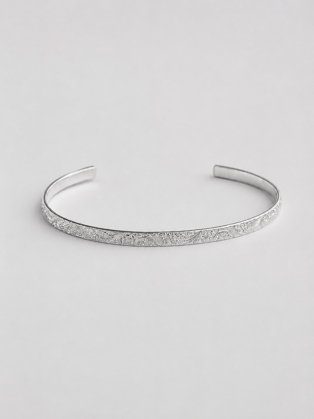 Olton Patterned Cuff - Wooten's