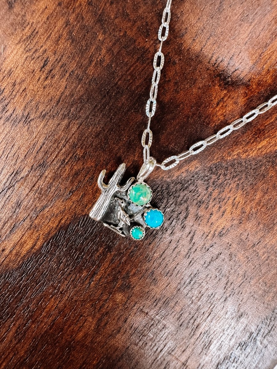 Roadrunner Desert Turquoise Necklace - Horseshoe J & Co.