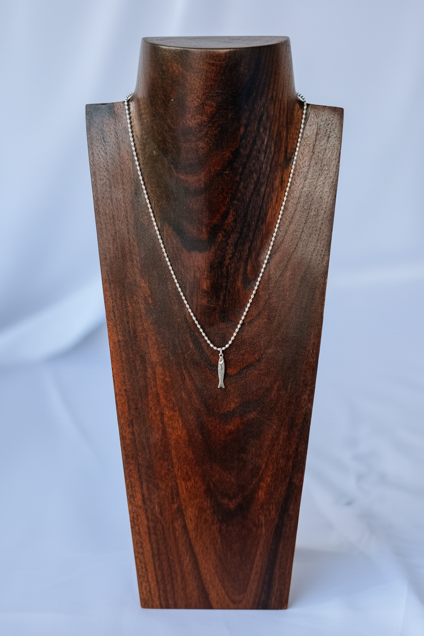Sanibel Sardine Necklace - Wooten's