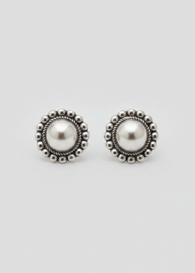 Small Dover Silver Earrings - Wooten's