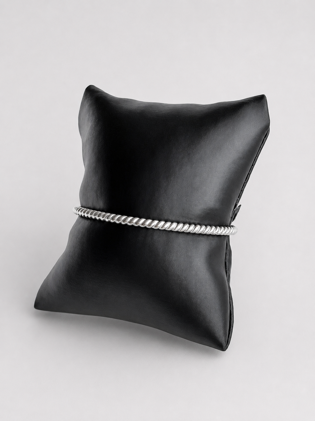 Trent Silver Twist Cuff - Wooten's