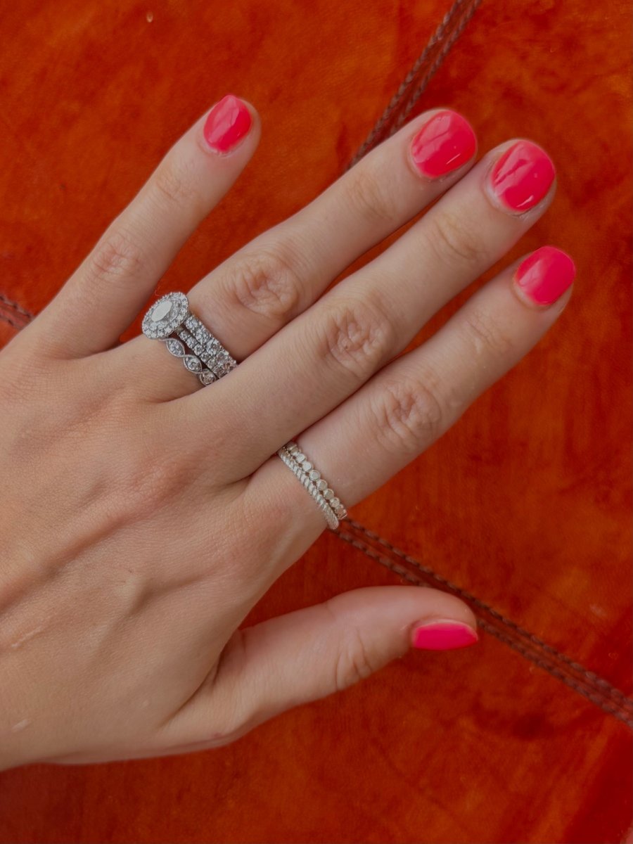 Wyarno Silver Twist Ring Band - Horseshoe J & Co.